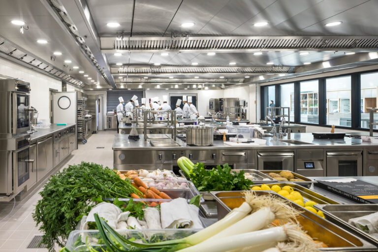 Ecole Ducasse – Paris Campus, Meudon, kitchen
