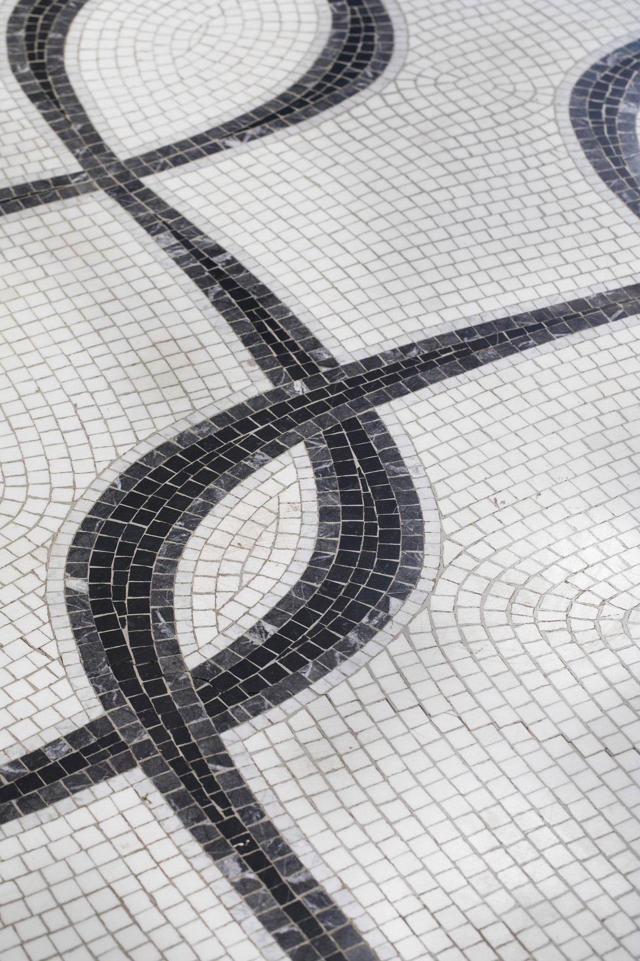 Arte Charpentier Paris, Lyon, Shanghai, Wuhan