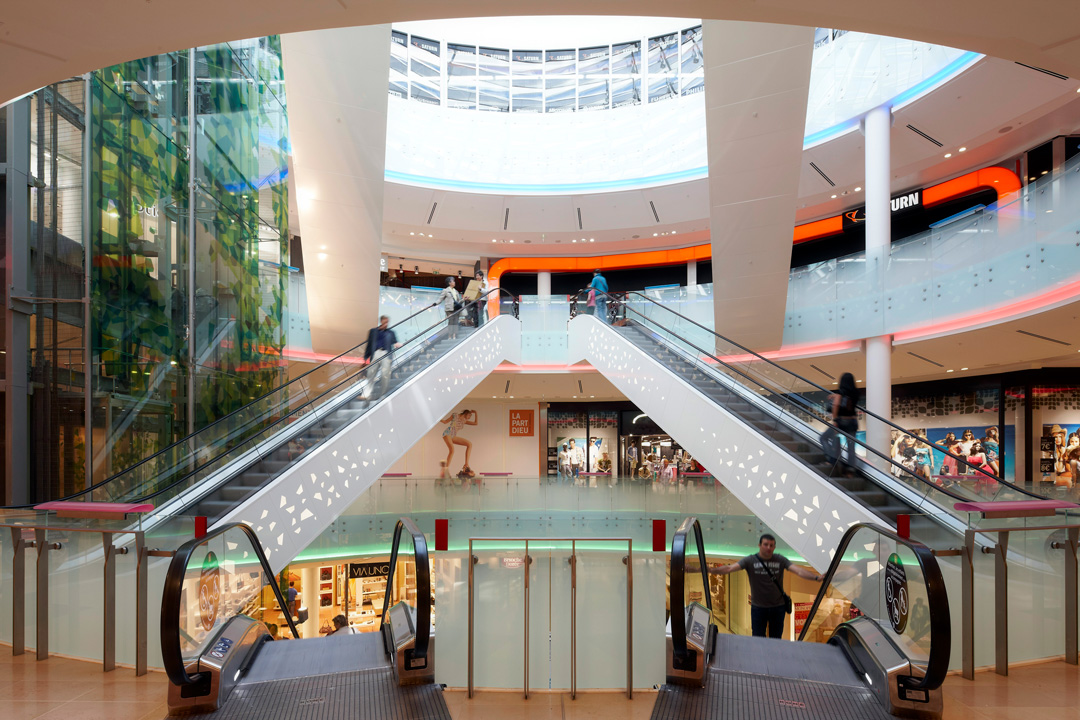 Oxygène Tower, Lyon, shopping centre