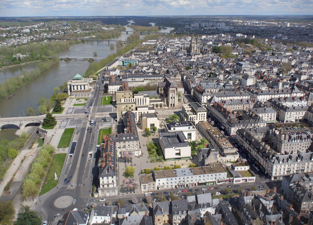 Tours porte de loire photo