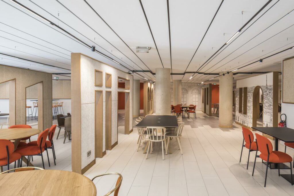 185 Avenue Charles De Gaulle Neuilly Sur Seine www.arte-charpentier.com