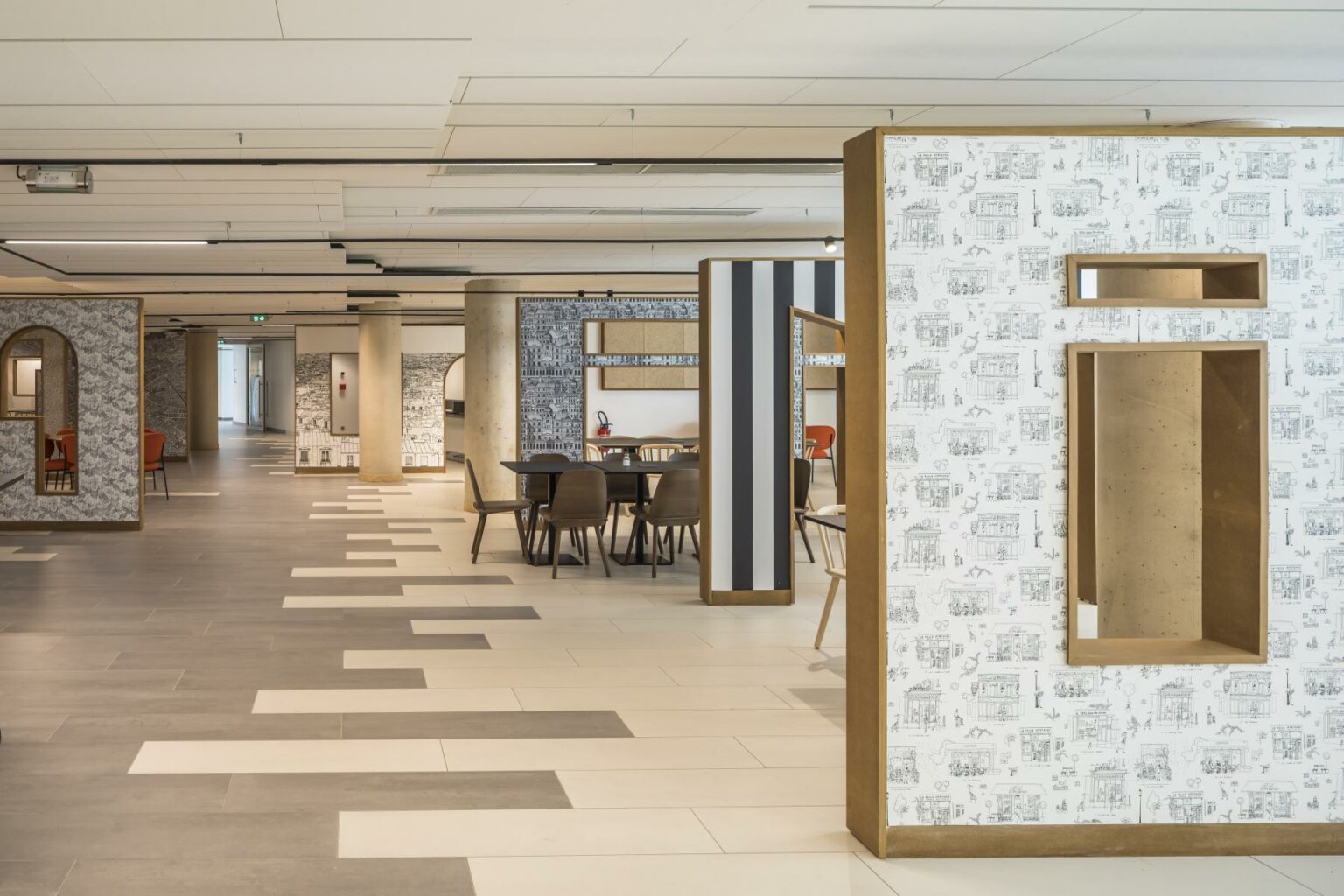 185 Avenue Charles De Gaulle Neuilly Sur Seine www.arte-charpentier.com